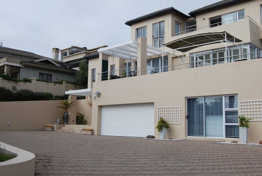 5 Bedroom Property for Sale in Country Club Western Cape
